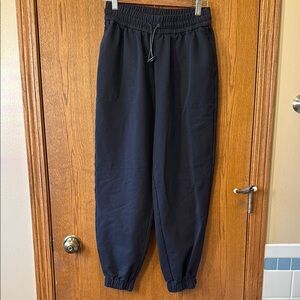 Varley Black Jogger Size Small